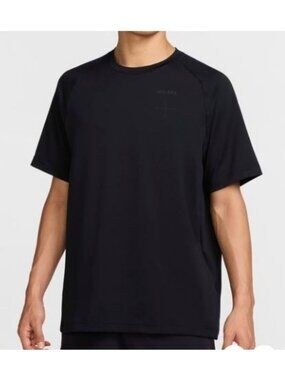 Nike APS Men's Dri-FIT ADV Short-Sleeve Versatile Top Size Small FN3008-010